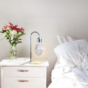 Levitating Moon charging lamp4.jpg